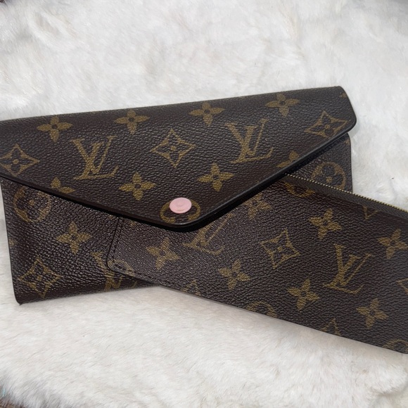 Louis Vuitton Josephine Wallet In Monogram pink ballerine. 2 pieces ,like new - Picture 1 of 5